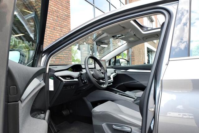 Skoda Enyaq iV 85 Business Edition Panoramadak, Trekhaak, Achteruitrijcamera