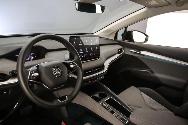 Skoda Enyaq iV 60 Selection 180pk Automaat Adaptive cruise control, Navigatie, Achteruitrijcamera, LED koplampen, Airco, Parkeersensoren, DAB, Radio, Bluetooth