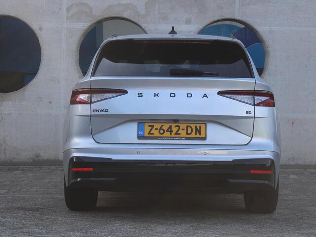 Skoda Enyaq iV 60 Sportline | TREKHAAK WEGKLAPBAAR | NAVIGATIE | ACHTERUITRIJCAMERA |