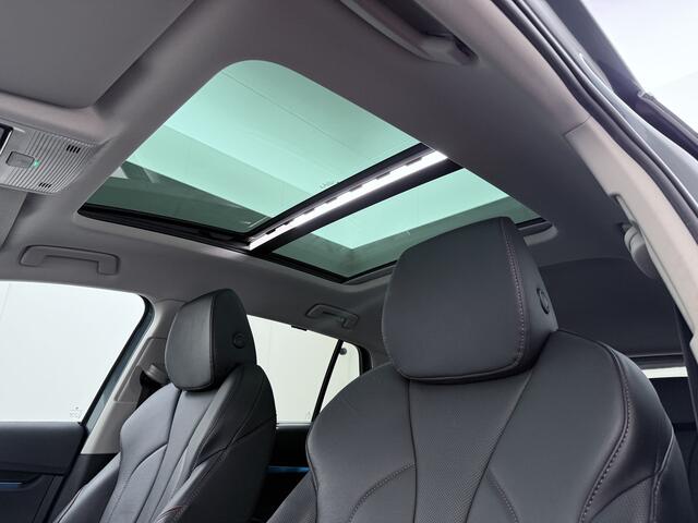 Skoda Enyaq iV 80 204pk Leer+St+Verwarmd Pano-dak Trekhaak Adaptive Cruise PDC-a+v S.O.H. 94% 360°Camera 20"lm Apple Carplay Android Auto Luxus DAB Stuurverwarming Led Lmv Keyless Infotainment Plus Assistentie Plus Comfort-pakket 1e Eigenaar Origineel Nederlandse Auto N