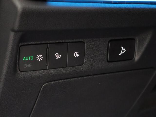 Skoda Enyaq iV 60 Sportline | Navigatie | Half Leder | Parkeersensoren |