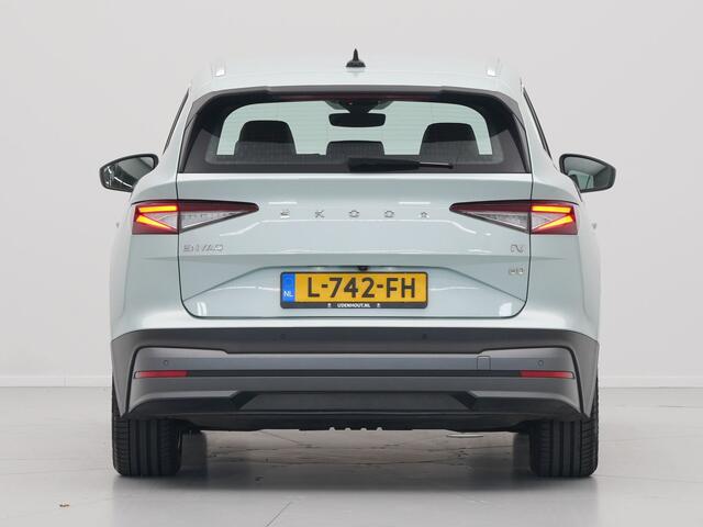 Skoda Enyaq iV 60 180pk Navigatie Camera Carplay Stoelverwarming Led Pdc Acc 210