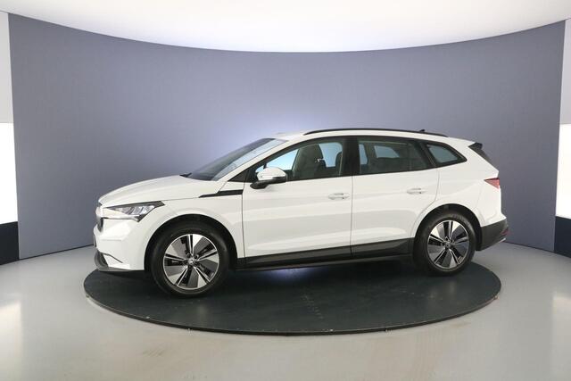 Skoda Enyaq iV 60 180pk Automaat Navigatie, Cruise control, Parkeersensor achter, Stoelverwarming, Airco, LED koplampen, DAB, Radio, Bluetooth, App connect