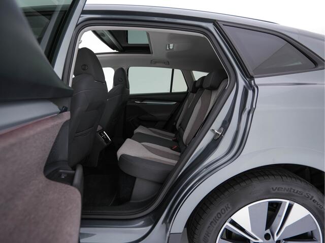 Skoda Enyaq iV 60 [ 3-Fase ] {SOH-87%} (INCL.BTW) *PANO | FULL-LED | DIGI-COCKPIT | CAMERA | KEYLESS | NAVI-FULLMAP | PRIVACY-GLASS | AMBIENT-LIGHT | ECC | PDC | CRUISE | 19''ALU | TOWBAR*