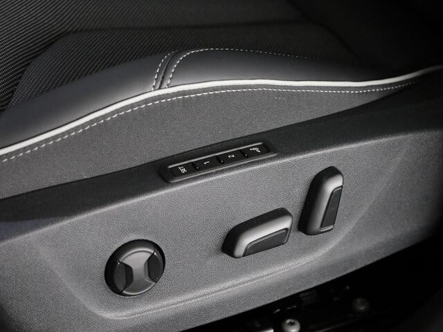 Skoda Enyaq iV 85X RS 340 pk | Business Upgrade Pakket - MAXX | Lederen bekleding | Panoramadak | Winter pakket | 21 inch lichtmetalen velgen