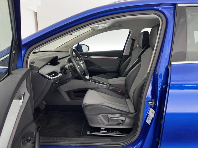 Skoda Enyaq iV 80 [ 3-Fase ] (INCL-BTW) *LEATHER-FABRIC | FULL-LED | DIGI-COCKPIT | CAMERA | KEYLESS | NAVI-FULLMAP | AMBIENT-LIGHT | ECC | HEATED-COMFORTSEATS | DAB+ | PDC | CRUISE | CARPLAY | TOWBAR | 19"ALU*