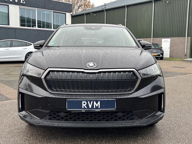 Skoda Enyaq iV 80 Business Edition WARMTEPOMP| ELEK. TREKHAAK| ADAPTIEVE CRUISE| STOEL + STUURVERWARMING| CAMERA| RIJSTROOKSENSOR|