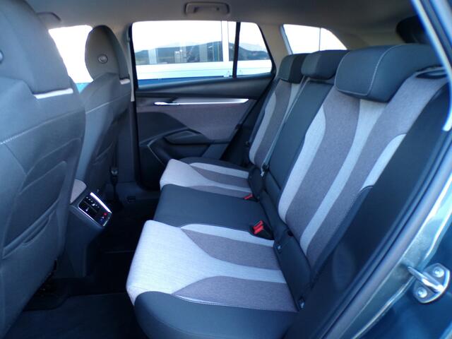 Skoda Enyaq iV 60 First Edition, SOH 93.4% / Full LED / Camera + Sensoren / Stoel + stuurverwarming / Keyless / 20' LMV