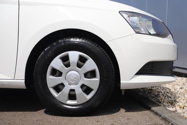 Skoda FABIA Combi 1.0 TSI Drive 95PK Airco Radio Stoelverwarming Elektrische Ramen