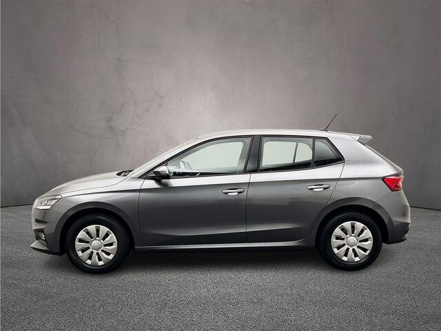 Skoda FABIA Essence 1.0 TSI 95pk Snelheidsbegrenzer, Parkeersensor achter, Airco, Bluetooth, DAB, Radio, LED koplampen