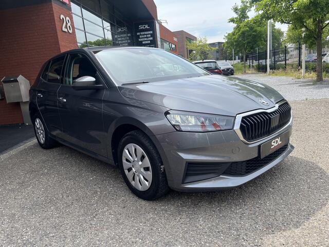 Skoda FABIA 1.0 Ambition // LED // CLIMA // CRUISE CONTROL // APPLE-ANDROID AUTO // PDC //