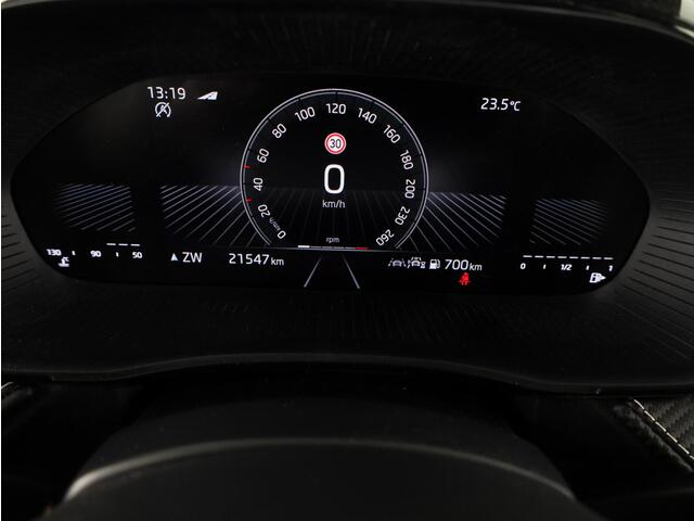 Skoda FABIA 1.0 TSI Monte Carlo 95 pk | Verlengde garantie | Navigatie via App | Parkeersensoren | Achteruitrijcamera | LED koplampen | Stoelverwarming |