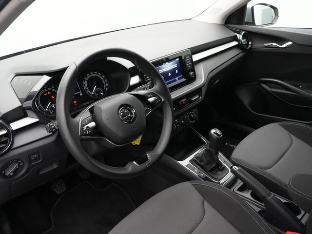 Skoda FABIA 1.0 TSI 95 pk Business Edition | LED | Parkeersensoren achter | Cruise control | Climatronic | Carplay | DAB | 15 inch