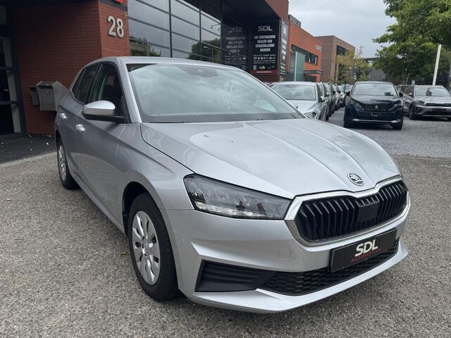 Skoda FABIA 1.0 MPI Ambition // CLIMA // CRUISE CONTROL // APPLE-ANDROID AUTO // PDC //