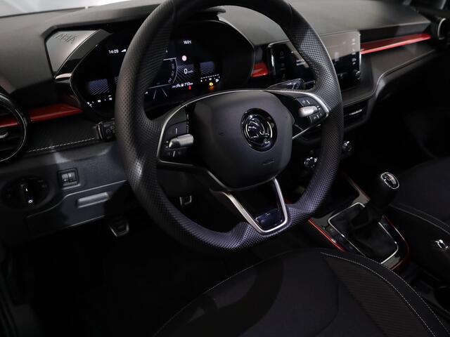 Skoda FABIA 1.0 TSI Monte Carlo 95 pk | Verlengde garantie | Navigatie via App | Parkeersensoren | Achteruitrijcamera | Stoelverwarming |