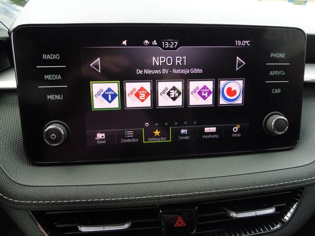 Skoda FABIA 1.0 TSI Business Edition Trekhaak | LED | Apple Carplay/Android | PDC | 1e eig | NL auto