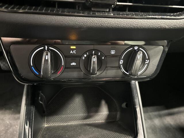 Skoda FABIA 1.0 TSI 95pk Selection · Airco · Apple/Android Car Play · P-Sensoren · Cruise Control · Getint Glas · 15'' Inch · Garantie t/m 13-10-2028 of 100.000km