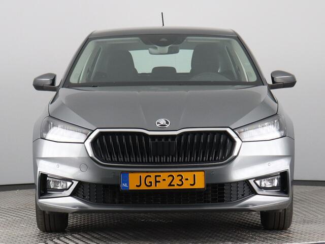 Skoda FABIA 1.0 TSI Business Edition (Stoelverw. / Camera / Navi / Draadloos carplay / Keyless)