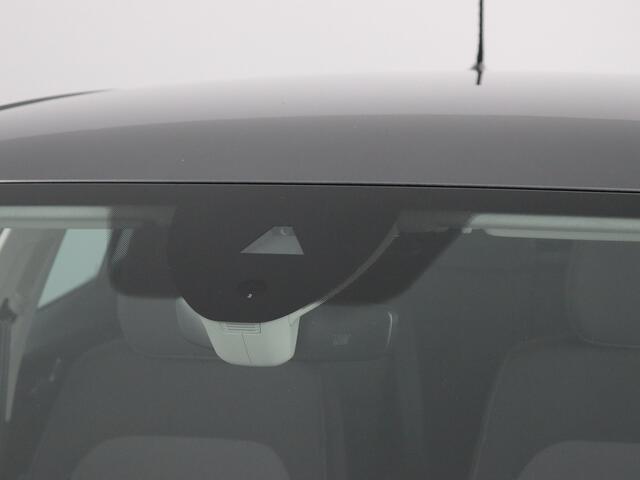 Skoda FABIA 1.0 TSI Business Edition (Stoelverw. / Camera / Navi / Draadloos carplay / Keyless)