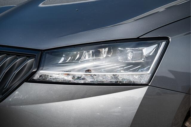 Skoda FABIA Combi 1.0 TSI DSG Ambition Black Edition | 16 inch | LED koplampen | Navi by App | PDC | Stoelverw.
