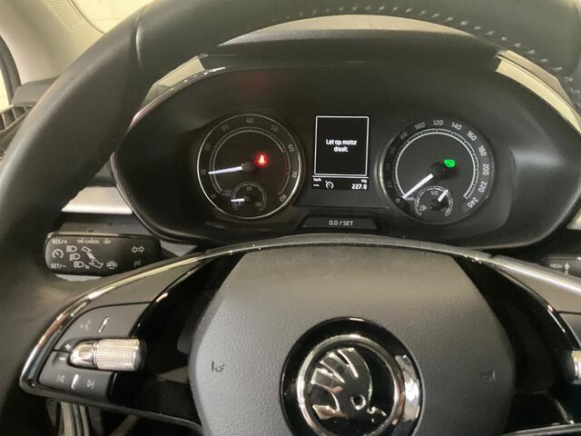 Skoda FABIA 1.0 TSI Ambition AUT! Carplay! Apk 5-2027! VERWACHT!