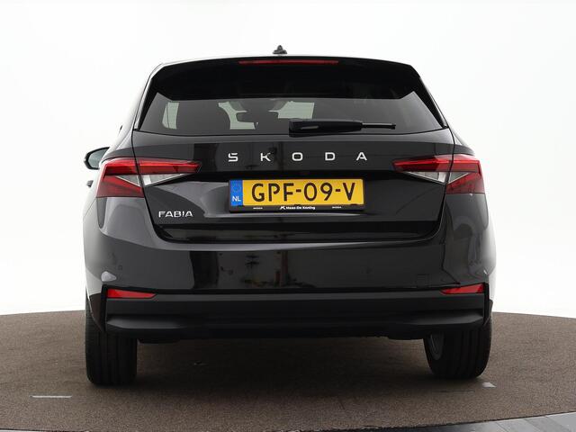Skoda FABIA 1.0 TSI 115pk DSG Business Edition · Apple/Android Car Play · Camera · P-Sensoren · Cruise Control · Keyless · 16'' Inch · Garantie t/m 27-10-2028 of 100.000km