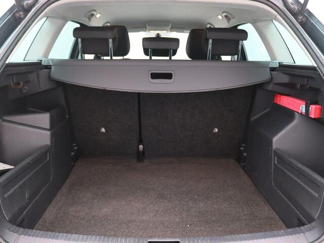 Skoda FABIA Combi 1.0 TSI Clever 95PK Trekhaak, Stoelverwarming, Climate control, Cruise control, Parkeersensoren achter, Navi, 16" LM Velgen