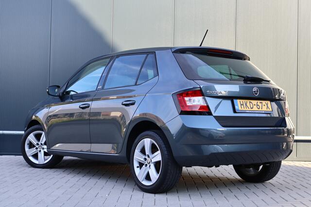 Skoda FABIA 1.0 Joy | Stoelverwarming | Cruise Control | Climate Control | DAB+ | Lichtmetaal