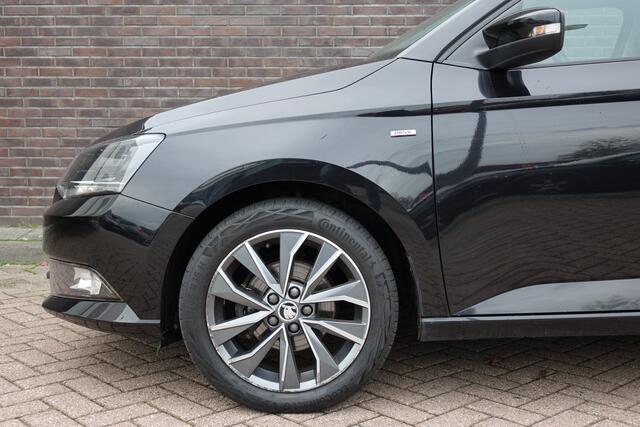 Skoda FABIA 1.0 TSI Drive, zwart, full options! Super mooie auto! Inclusief BTW