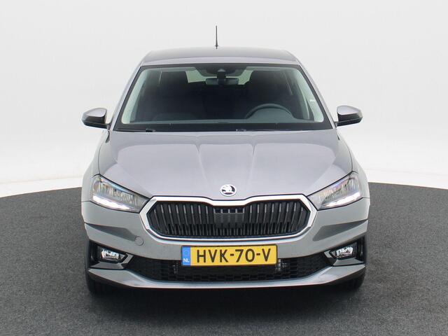 Skoda FABIA 1.0 TSi Selection | Digitaal Dashboard | CarPlay | LED-verlichting | Cruise Control | Airconditioning | Privacy Glass | 15 Inch | 1.861 Km!!