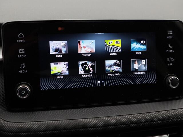 Skoda FABIA 1.0 TSi Selection | Digitaal Dashboard | CarPlay | LED-verlichting | Cruise Control | Airconditioning | Privacy Glass | 15 Inch | 1.861 Km!!