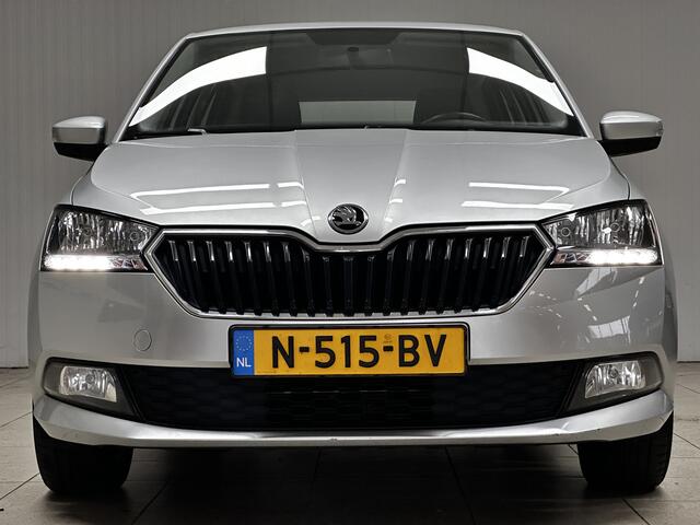 Skoda FABIA Combi 1.0 TSI Active/ 15'' LMV/ Apple + Android/ Airco/ Elek. pakket/ Isofix/ Bluetooth/ Multi. LEDER. Stuur/ Mistl./ PDC/ LED Dagrijverl.