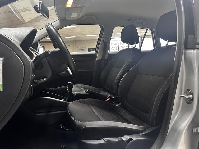 Skoda FABIA Combi 1.0 TSI Active/ 15'' LMV/ Apple + Android/ Airco/ Elek. pakket/ Isofix/ Bluetooth/ Multi. LEDER. Stuur/ Mistl./ PDC/ LED Dagrijverl.