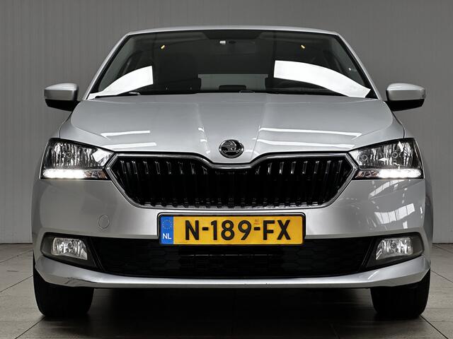 Skoda FABIA Combi 1.0 TSI Active/ 15'' LMV/ Apple + Android/ Airco/ Elek. pakket/ Isofix/ Bluetooth/ Multi. LEDER. Stuur/ Mistl./ PDC/ LED Dagrijverl.