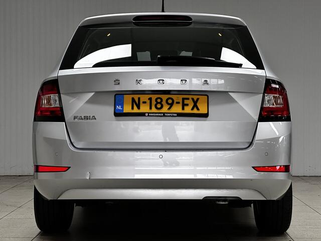 Skoda FABIA Combi 1.0 TSI Active/ 15'' LMV/ Apple + Android/ Airco/ Elek. pakket/ Isofix/ Bluetooth/ Multi. LEDER. Stuur/ Mistl./ PDC/ LED Dagrijverl.