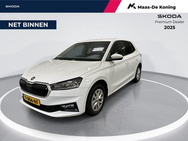 Skoda FABIA 1.0 TSI 95pk Ambition · Apple/Android Car Play · P-Sensoren · Cruise Control · Getint Glas · 15'' Inch · Garantie t/m 21-08-2027 of 100.000km
