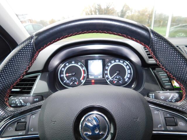 Skoda FABIA 1.2TSI 90PK MONTE CARLO!! All-in Prijs! Trekhaak!