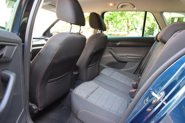 Skoda FABIA Combi 1.0 TSI 96PK Business Edition | Org. NL | BOVAG Garantie | Trekhaak | Cruise Control | 16'' Velgen | Apple Carplay/Android Auto | Airco | Parkeersensoren | DAB Radio |