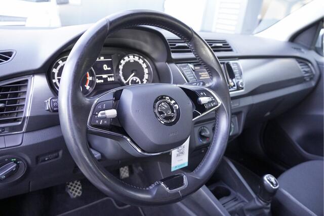 Skoda FABIA Combi 1.0 TSI Business Edition BJ2020 Lmv 16" | Led | Pdc | Navi | Trekhaak | App-Connect | Airco | Cruise control | Getint glas