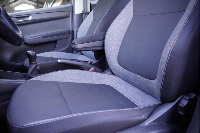 Skoda FABIA Combi 1.0 TSI Business Edition BJ2020 Lmv 16" | Led | Pdc | Navi | Trekhaak | App-Connect | Airco | Cruise control | Getint glas