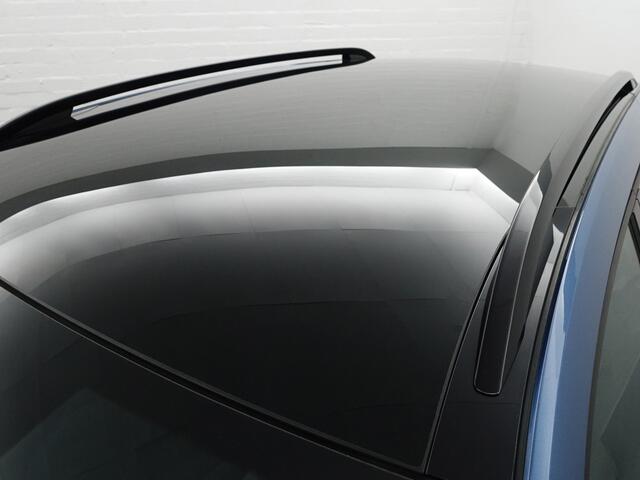 Skoda Kamiq 1.5 TSI ACT Business Editon+ Aut- RS Sport Interieur, Panoramadak, CarPlay, Xenon Led, Dynamic Select, Park Assist