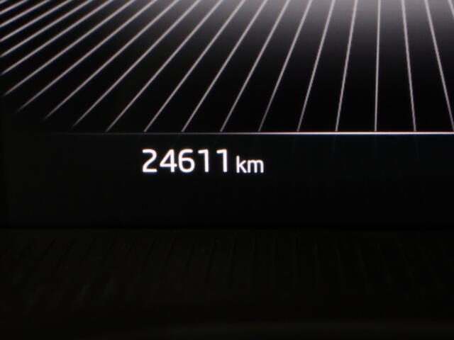 Skoda Kamiq 1.0 TSI Monte Carlo | Panoramadak | Camera | Sportstoelen | Parkeersensoren