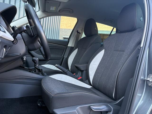 Skoda Kamiq 1.0 TSI Business Edition | Keyless | Stoelverwarming | Parkeersensoren | Prijs Rijklaar!!