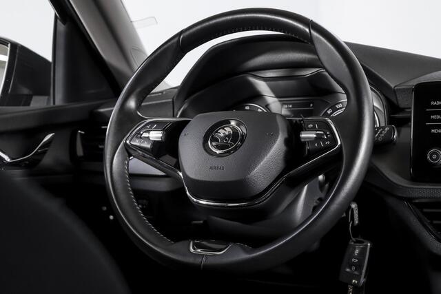 Skoda Kamiq 1.0 TSI Ambition - Automaat | Cruise | Stoelverw. | Camera+PDC | App.Connect | Auto.Airco | LM 16" | 4259