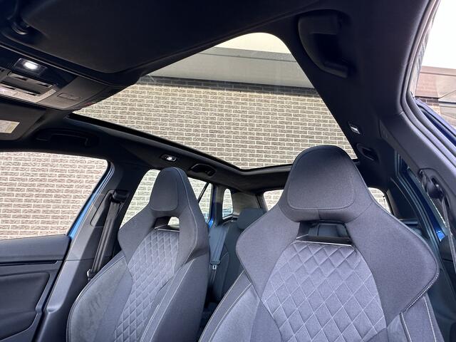 Skoda Kamiq 1.5 TSI ACT Business Edition | Panoramadak | Camera | Apple CarPlay/Android Auto