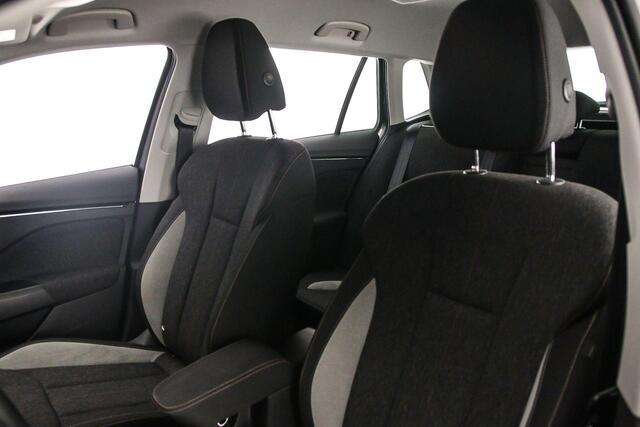 Skoda Kamiq Business Edition 1.0 TSI 110pk DSG Automaat Adaptive cruise control, Achteruitrijcamera, Elektrische achterklep, App connect, LED koplampen, Stoelverwarming