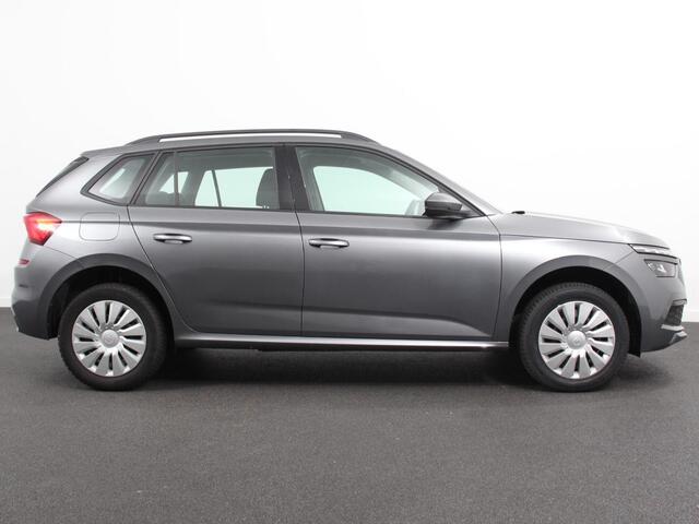 Skoda Kamiq 1.0 TSI Automaat Ambition Navigatie Apple Carplay / Android Auto Adaptive Cruise Control Lane Assist Parkeersensoren Achter DAB
