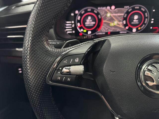 Skoda Kamiq 1.5 TSI Monte Carlo PANO VIRTUAL LANE ACC