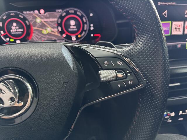 Skoda Kamiq 1.5 TSI Monte Carlo PANO VIRTUAL LANE ACC