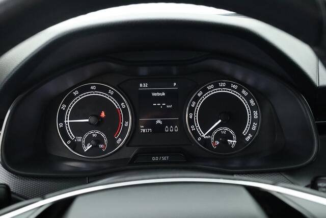 Skoda Kamiq 1.0 TSI DSG | Navi by App | Camera | LED | Clima | All Seasons |